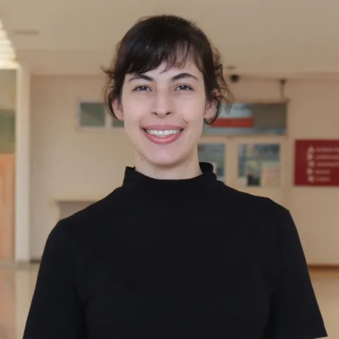 Julia Perinotto Picelli