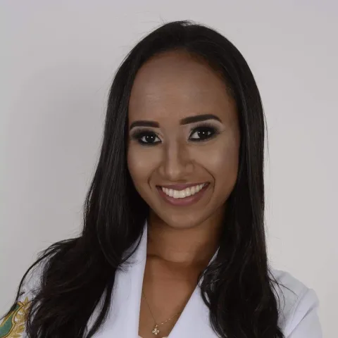 Letícia Alves dos Santos