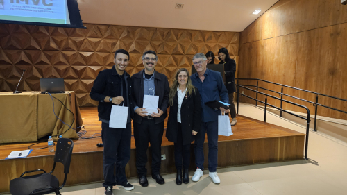 Universidade do Agro marca presença no I Simpósio Mineiro de Medicina Veterinária do Coletivo