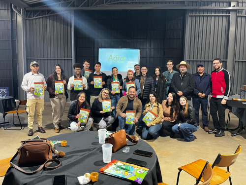 Universidade do Agro recebe alunos destaque do Hackatagro 2025 e fortalece conexão com a inovação no agro