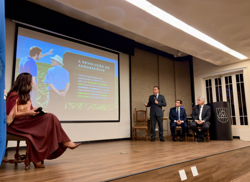Universidade do Agro e Uniube fortalecem parceria com a ADESG durante posse da nova diretoria em Uberaba