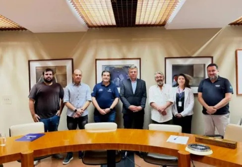 Universidade do Agro e Agrimec firmam parceria para impulsionar inovação e ensino prático no agronegócio