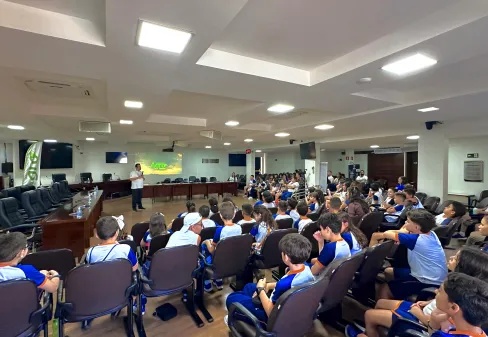 Projeto Amiguinhos do Agro é lançado nos polos de Unaí e Colina