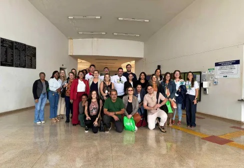 HVU recebe escolas do campo para formação inicial do projeto Amiguinhos do Agro