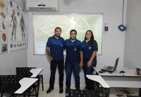 Polo de Silvânia promove “Apresentação na Prática” para desenvolver habilidades de comunicação dos alunos
