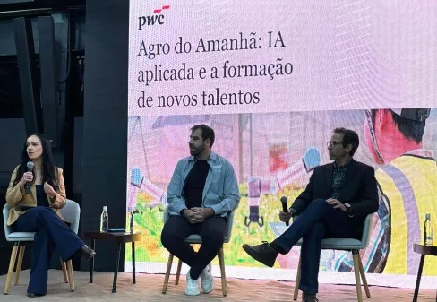 Universidade do Agro marca presença nos 2 anos do Moon Hub com palestra sobre IA no Agro
