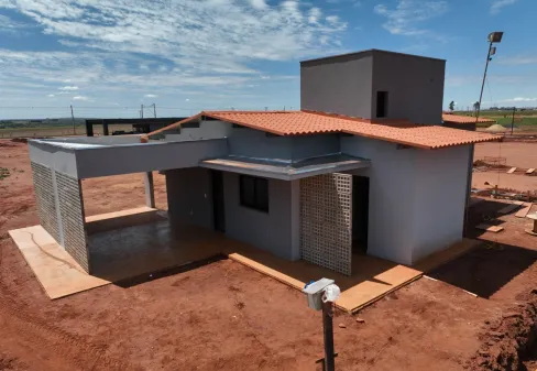 Casa do coordenador de operações da Cidade do Agro é construída com material inovador