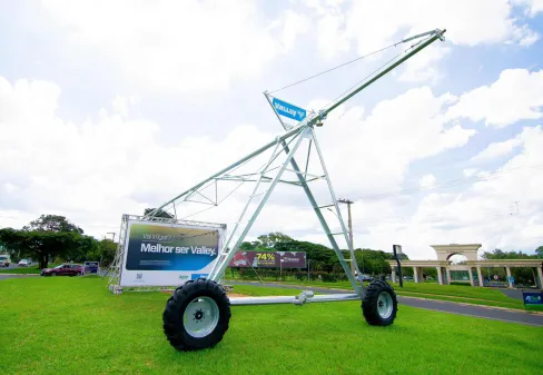 Pivô instalado em frente à Uniube anuncia marco para o agro nacional